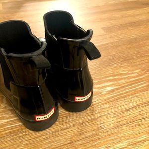 SOLD Hunter Refined Gloss Slim Fit Chelsea Boot